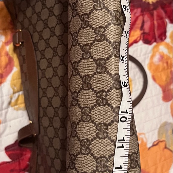 Authentic Gucci Tote Good Condition Used Tan Brown See All pics Welcome Offers - Picture 16 of 16